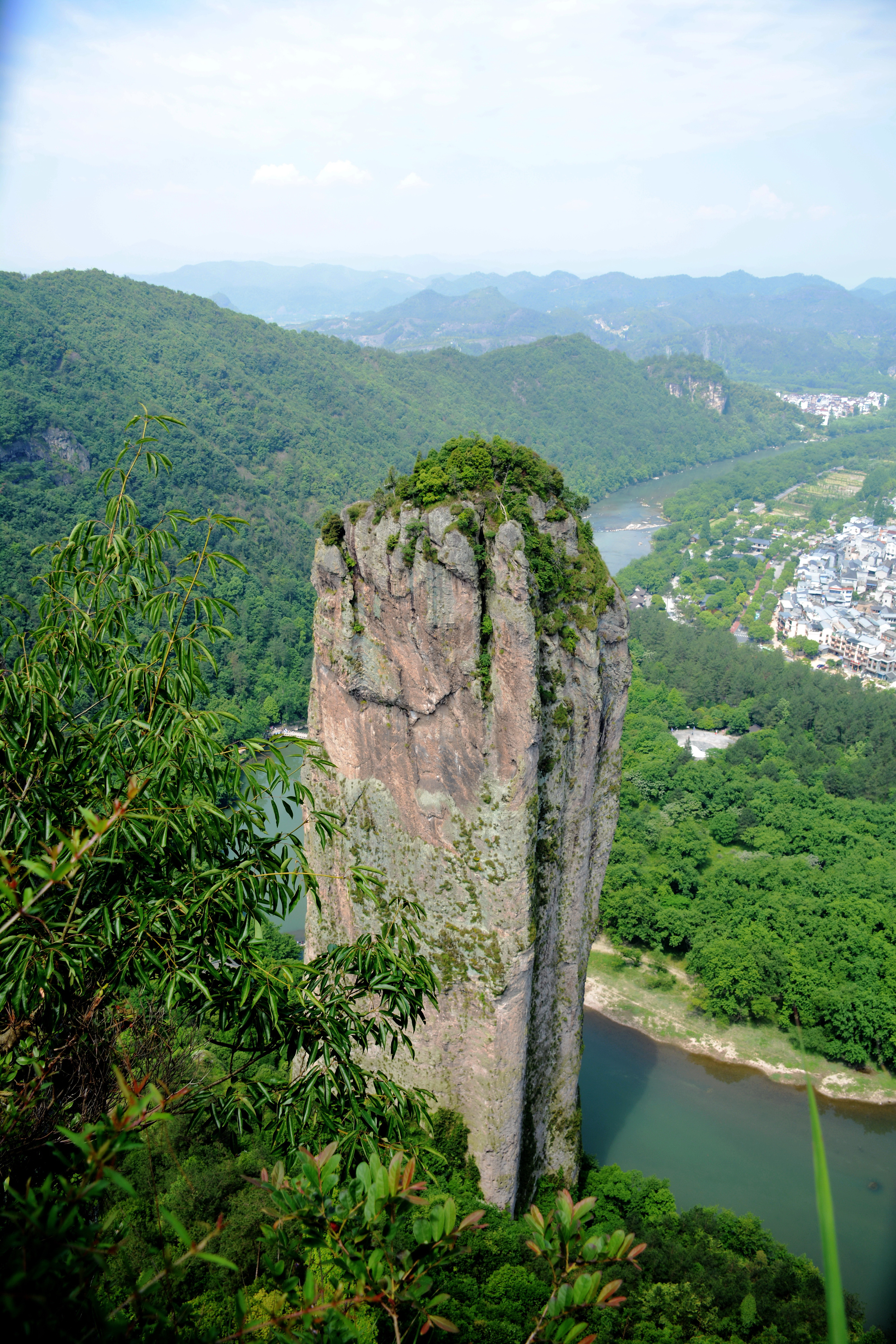 鼎湖峰山顶图片