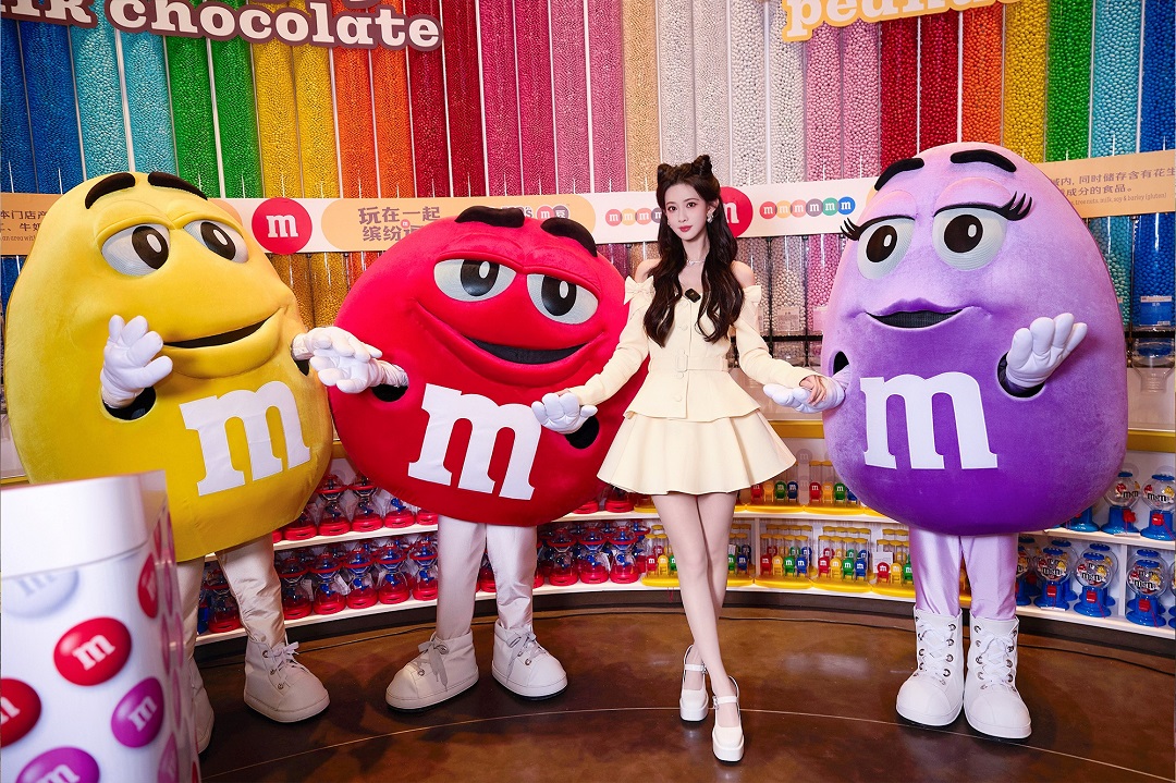 玛氏M&M’S® 迪士尼小镇店启幕，上海成为全球唯一“双店城市”