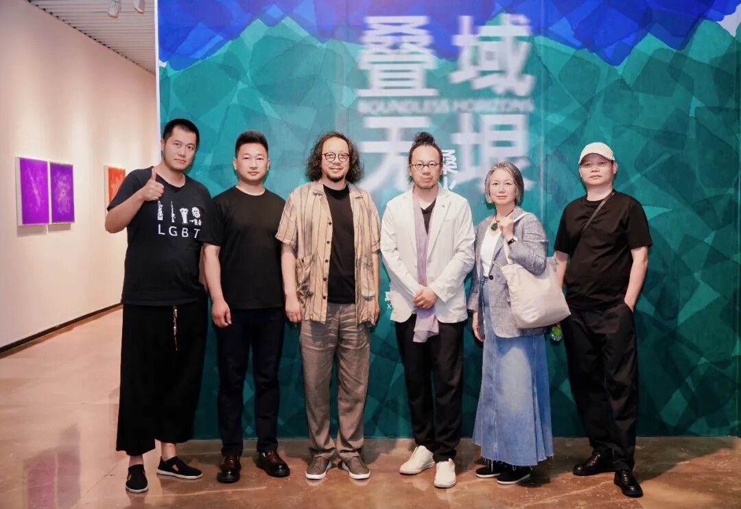 「桑火尧：叠域无垠」今日在三清上开幕：28年，一个方块的精神叠境