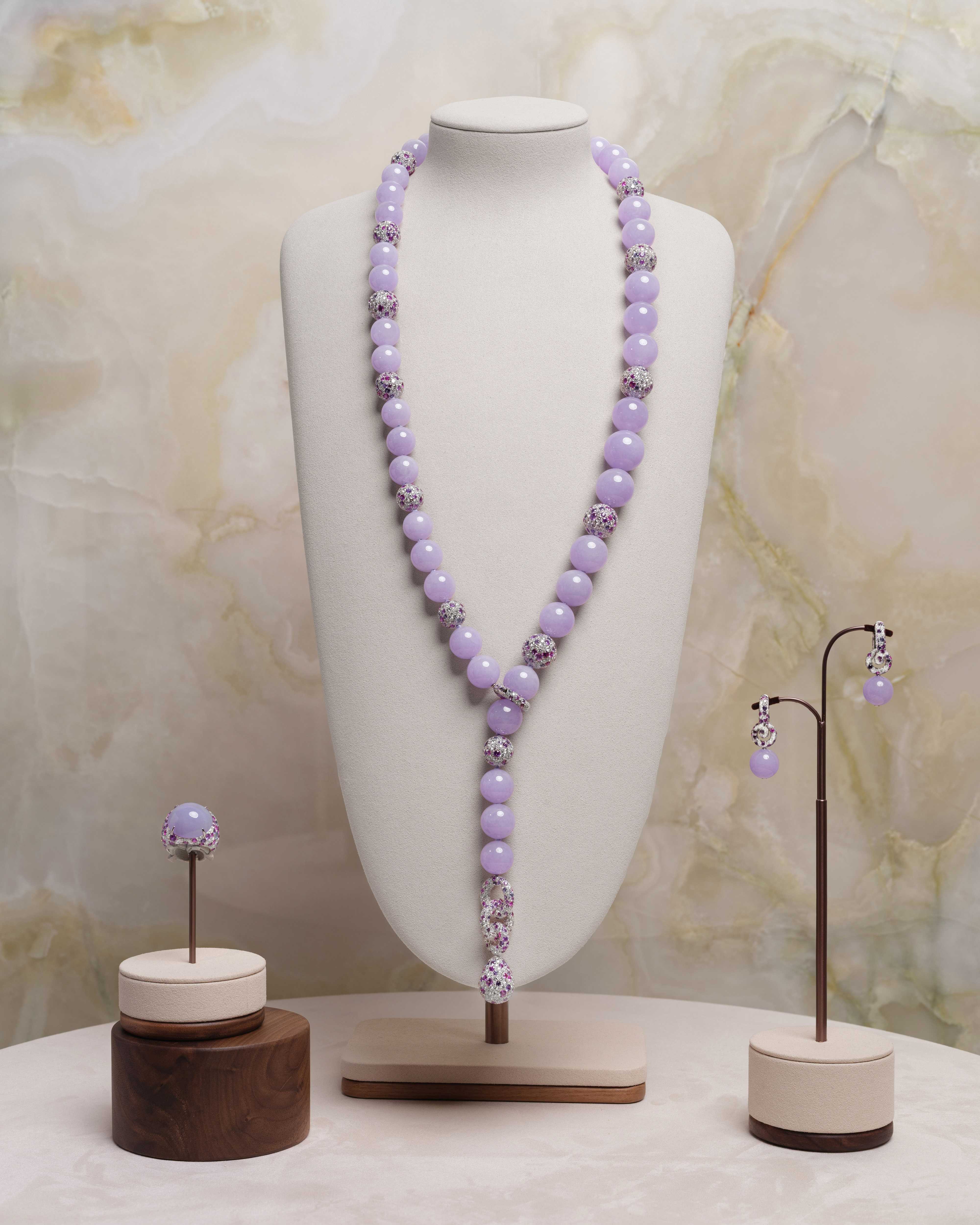 霓裳化艺,至臻礼呈 周大福「东方霓裳Chinese Couture」高级珠宝展启幕