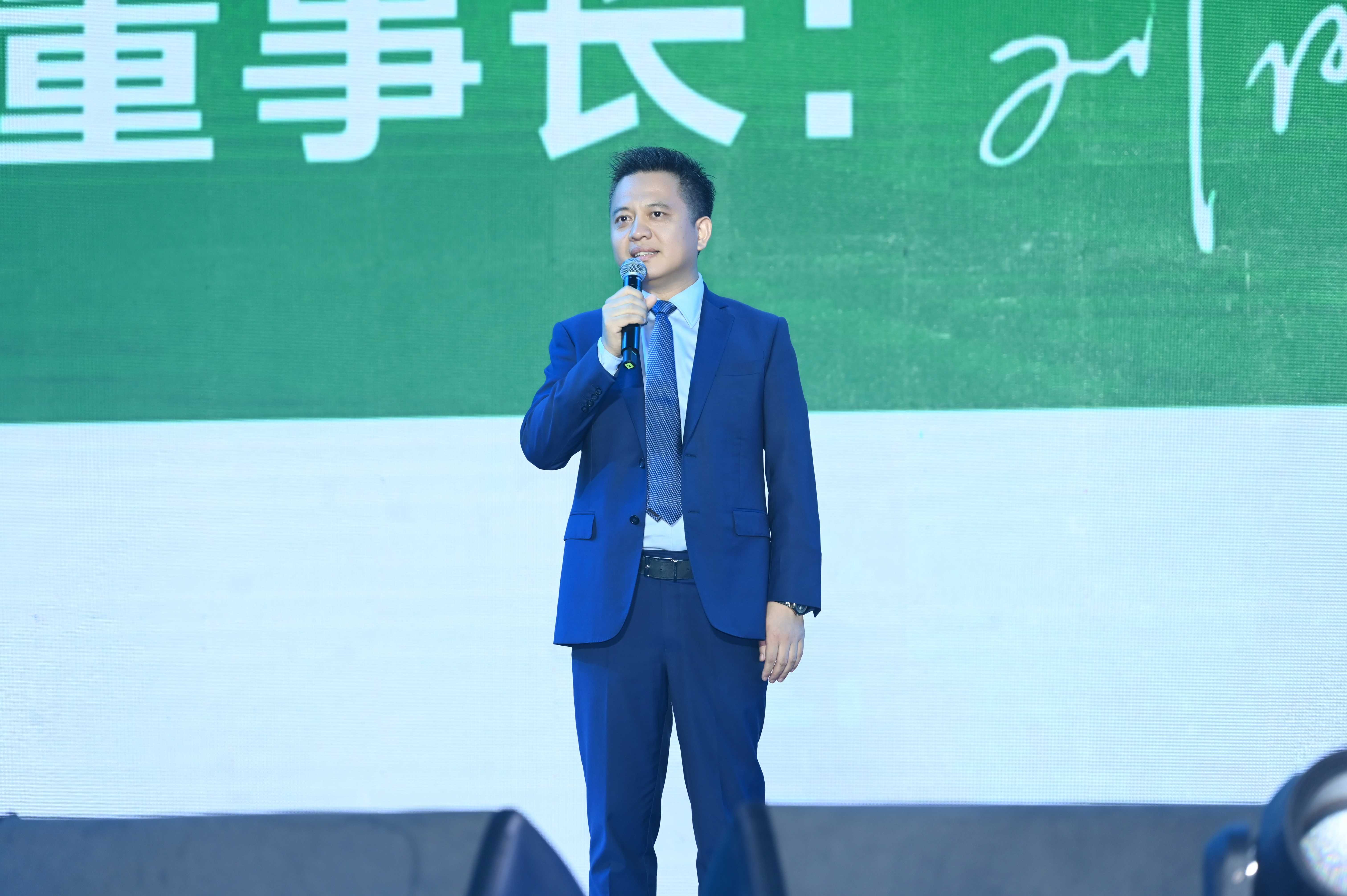 植得口腔15周年美牙呀音乐嘉年华圆满举办,潮音豫韵燃动郑州