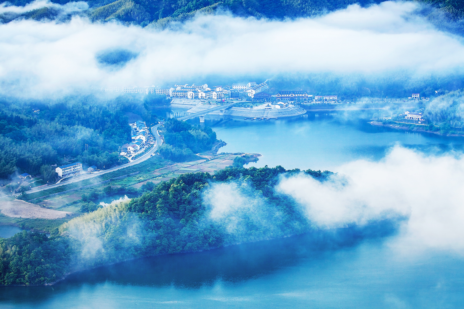 云中霍山龙井冲