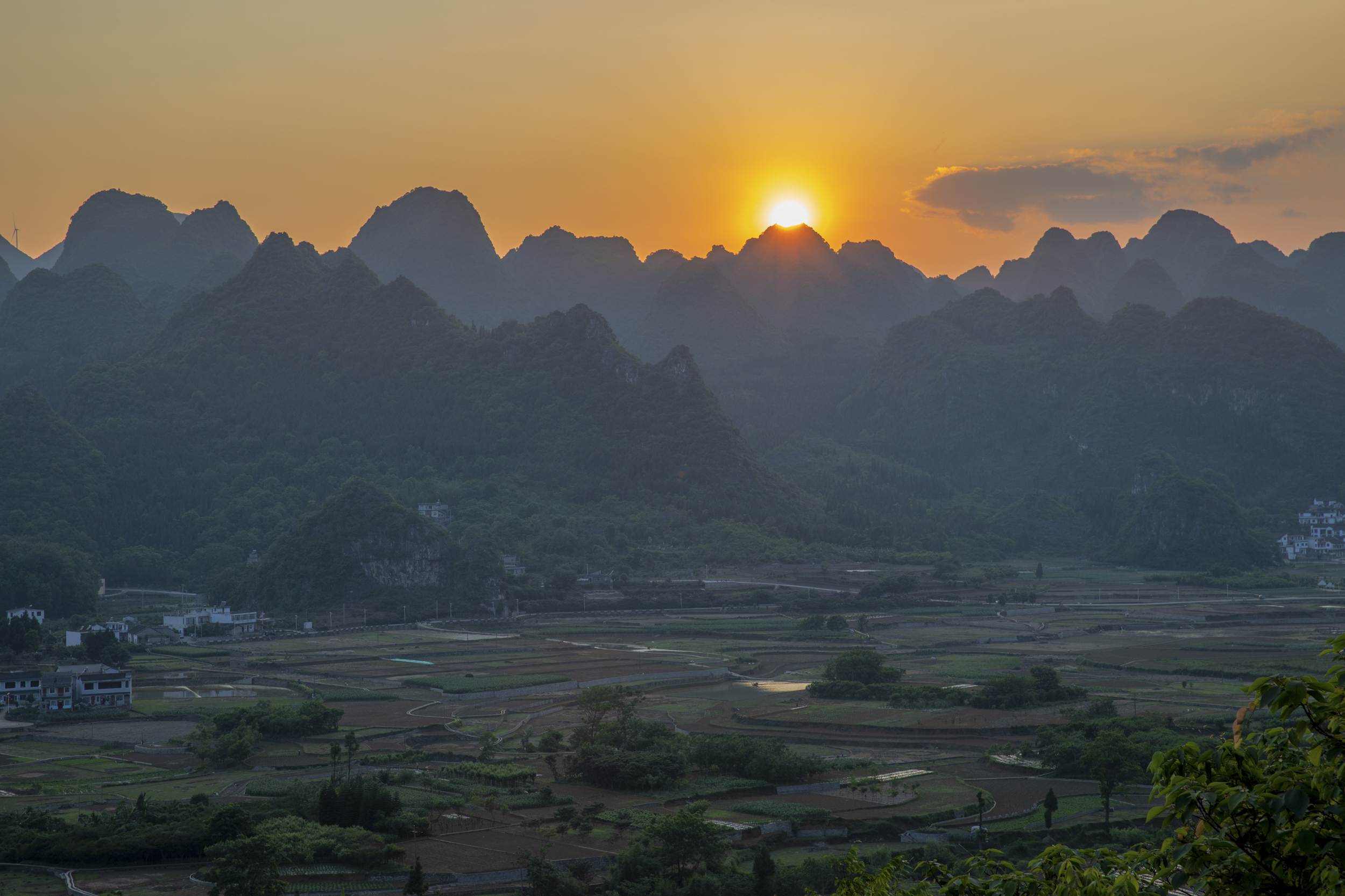 《夕阳无限好》.jpg