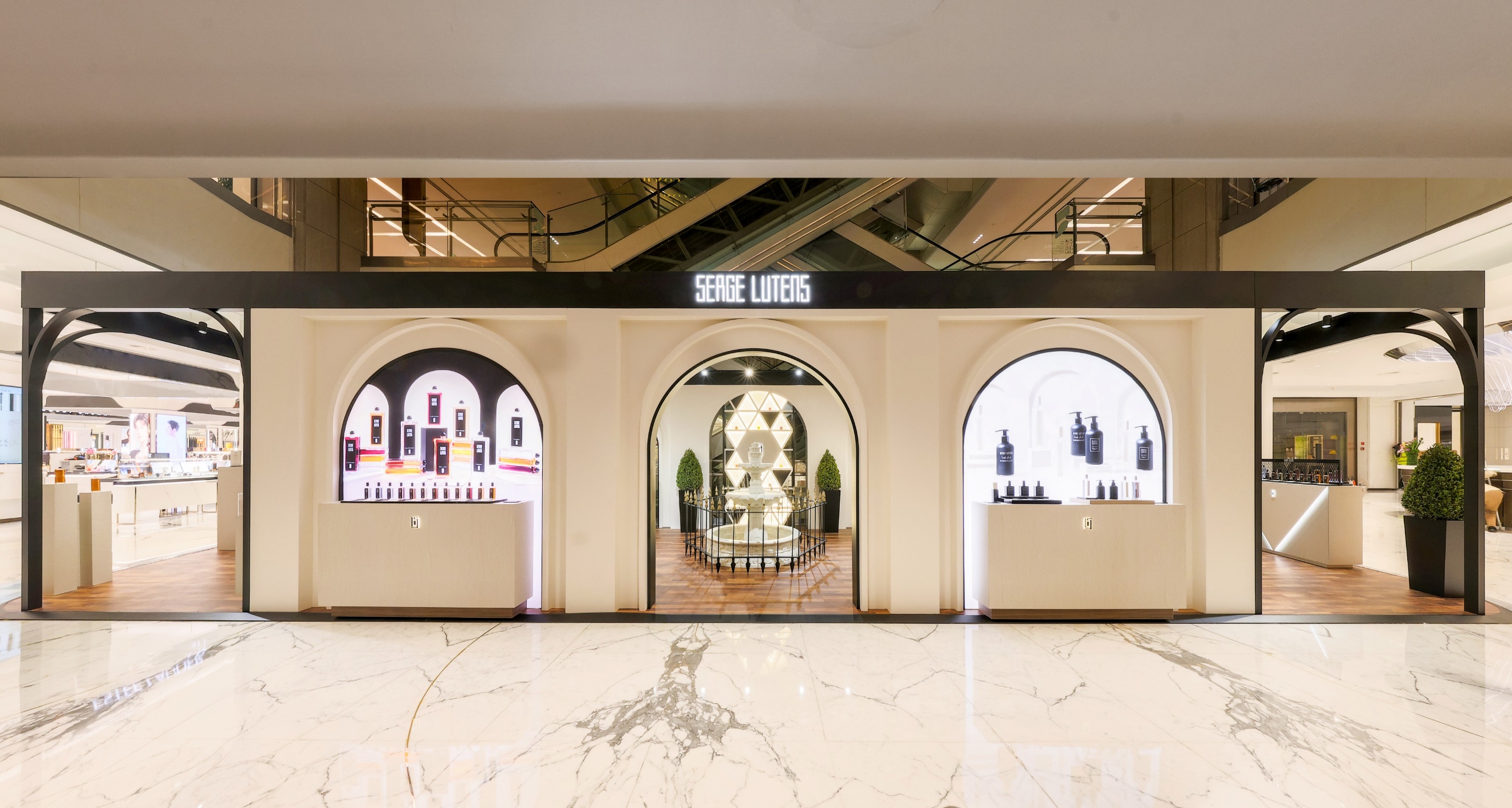 光影新篇寻踪香韵  SERGE LUTENS芦丹氏北京首家品牌形象店艺境启幕