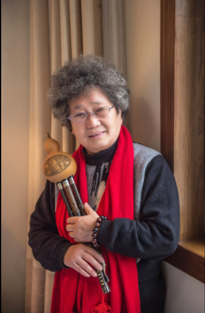 谢小英女士简介