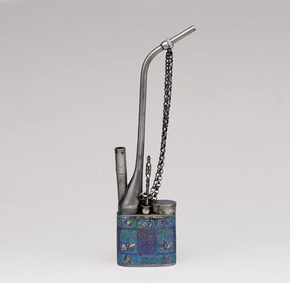 作者简介:张飞飞,笔名古铜.男,汉族,生于1998年12月,甘肃通渭人.