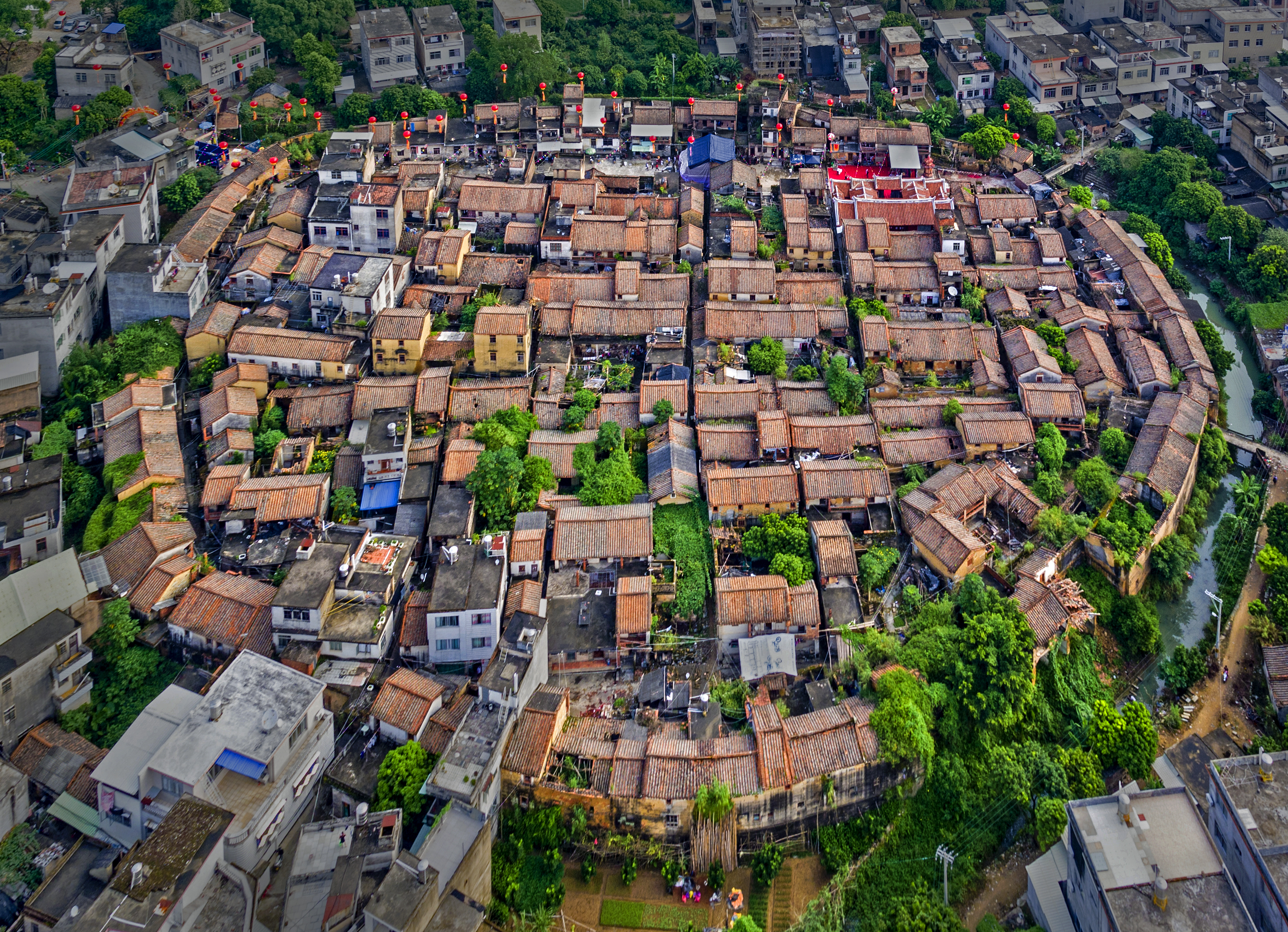 吴建云 《古堡福事》 福建省云霄县火田镇菜埔村.jpg