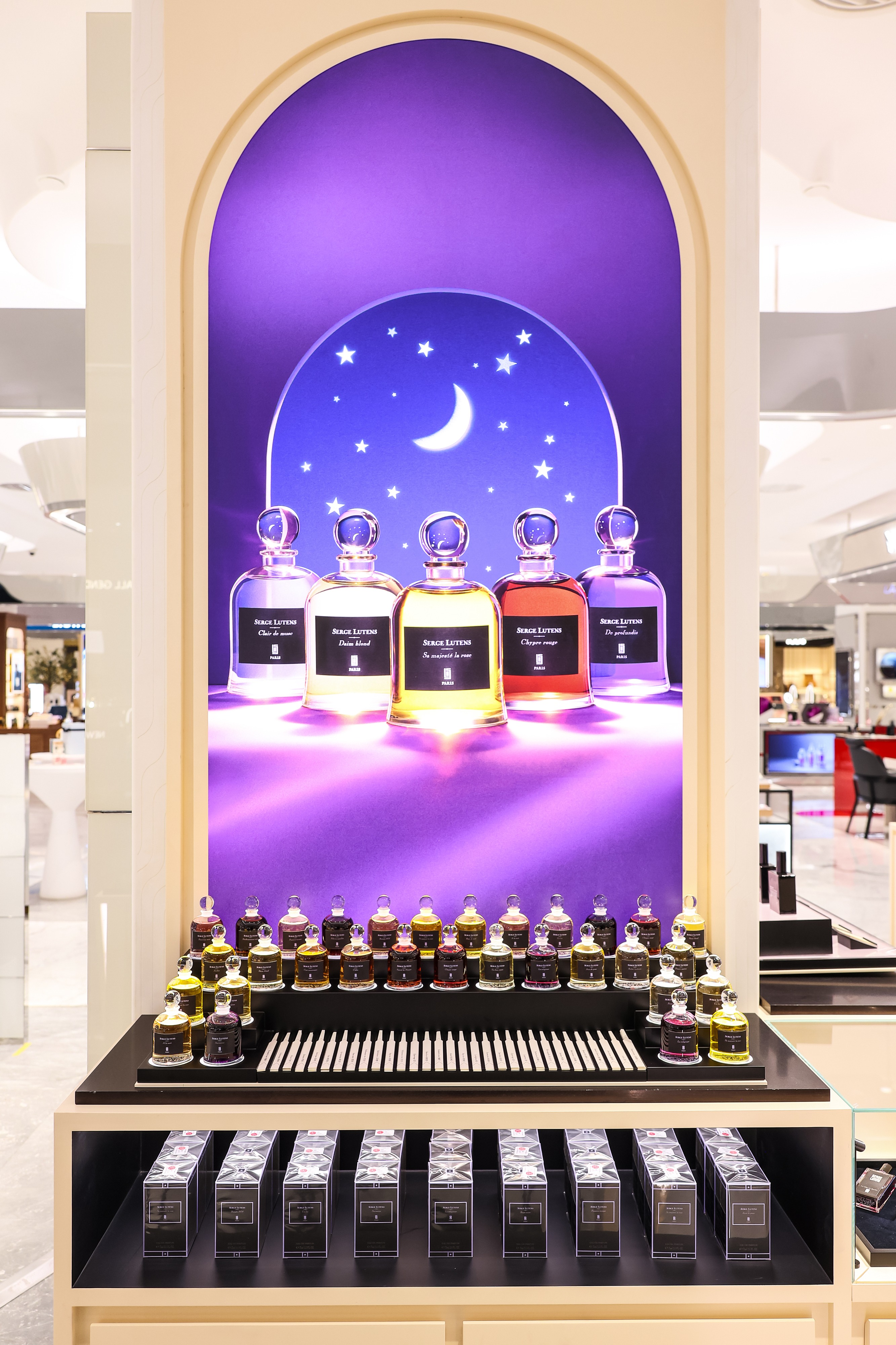 光影新篇寻踪香韵  SERGE LUTENS芦丹氏北京首家品牌形象店艺境启幕