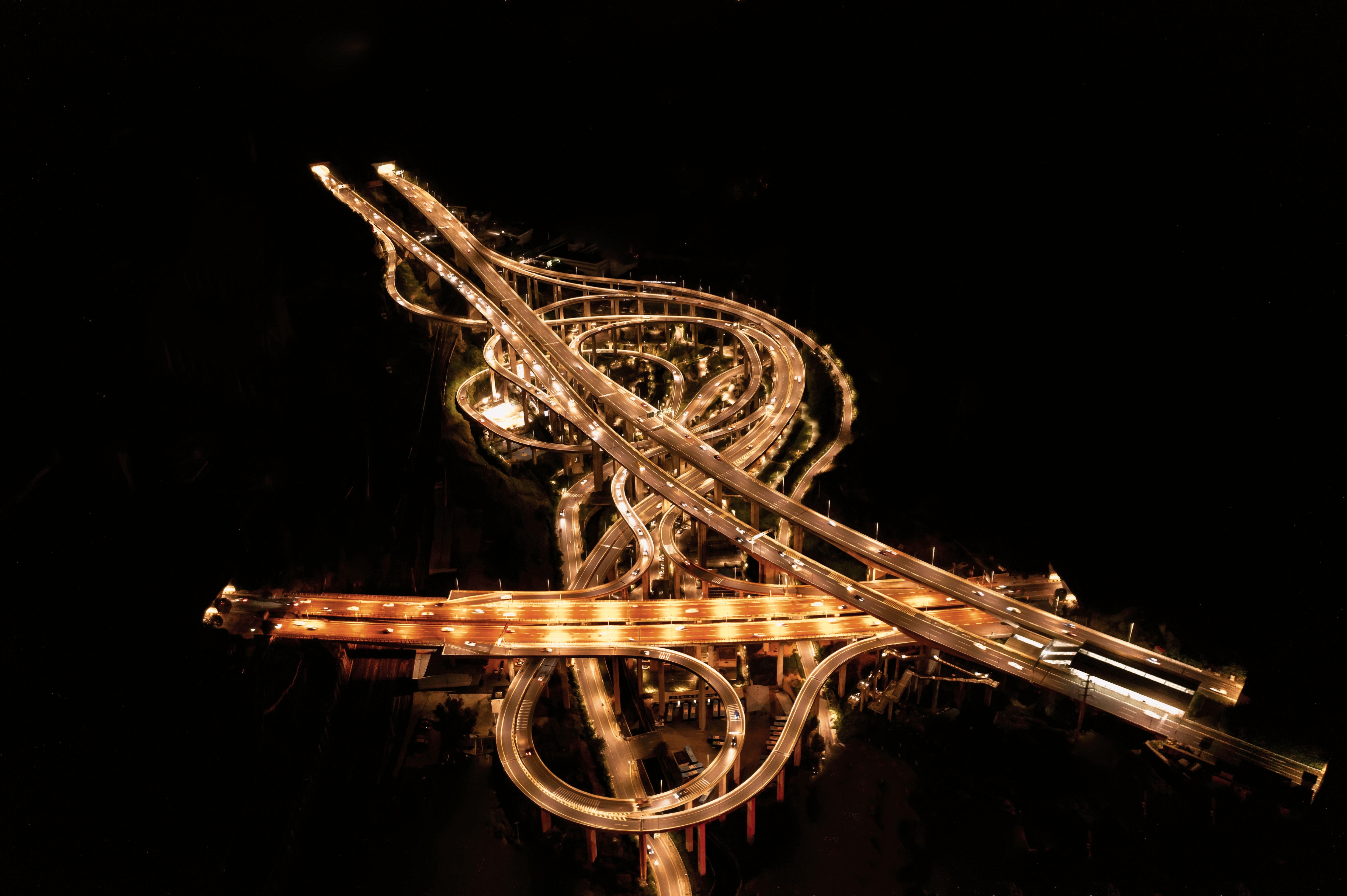 像式音符的立交桥拍于贵阳黔春路立交桥航拍